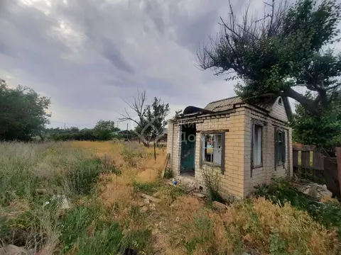 Дом в Волгоградская область, Волгоград Металлург СНТ, 2-й уч, ул. 7-я ...