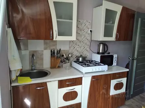 Дом в Крым, Сакский район, Лесновское с/пос, с. Прибрежное ул. ...