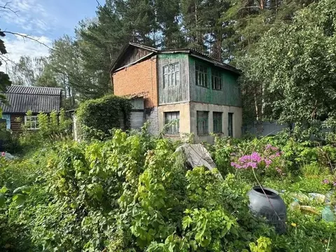 Дом в Калужская область, Калуга Рабочий садовод СНТ, ул. Центральная, ...