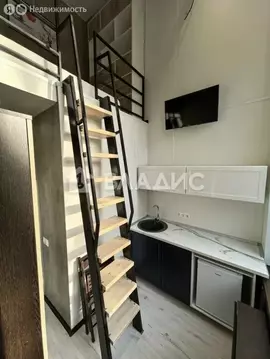 Квартира-студия: Москва, Сиреневый бульвар, 15 (10 м)