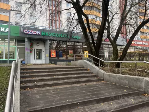 Торговая площадь в Москва Славянский бул., 9К1 (630 м)