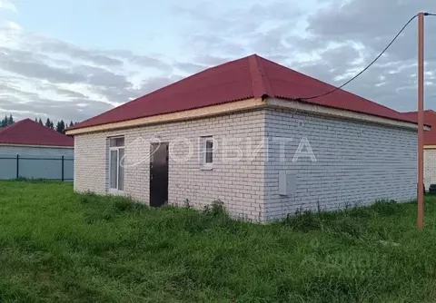 Дом в Тюменская область, Тюменский муниципальный округ, с. Перевалово ...
