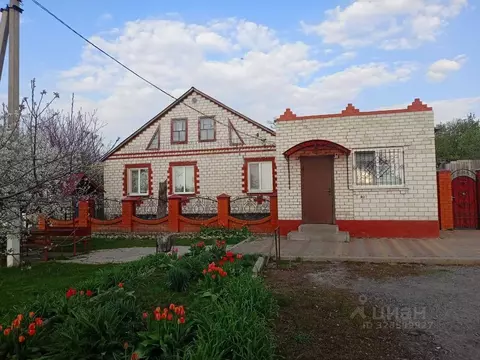 Дом в Белгородская область, Ракитянский район, Нижнепенское с/пос, с. ...