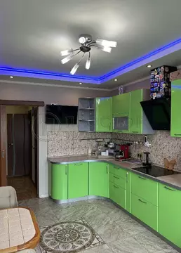 Продается 3-комнатная квартира