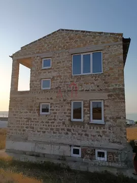 Дом в Крым, Ленинский район, Войковское с/пос, с. Курортное  (145 м)