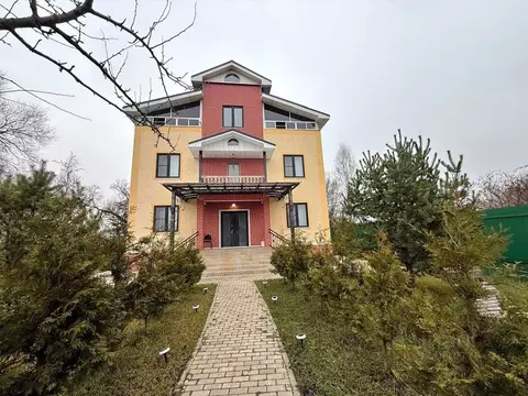 Дом в Московская область, Волоколамский муниципальный округ, с. ...