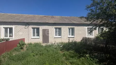 Дом в Брянская область, Почепский район, Витовское с/пос, с. Витовка ...