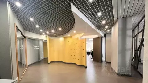 Офис в Омская область, Омск просп. Карла Маркса, 3/1 (360 м)