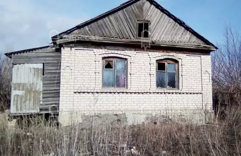 Дом в Волгоградская область, Суровикинский район, Ближнеосиновский ...
