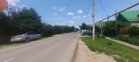 Участок в Краснодарский край, Динской район, Новотитаровская ст-ца ...