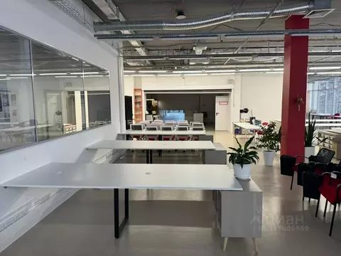 Торговая площадь в Свердловская область, Екатеринбург ул. Краснолесья, ...