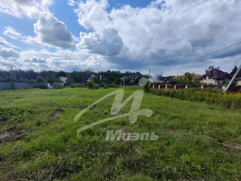 Продается участок в д. Малое Ивановское