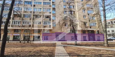 Торговая площадь в Москва ул. Плющиха, 42 (181 м)