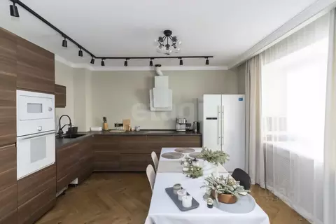 2-к кв. Тюменская область, Тюмень ул. Монтажников, 49 (84.0 м)