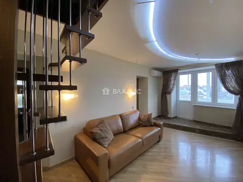 3-к кв. Калужская область, Калуга пл. Мира, 2 (108.0 м)