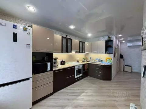 2-к кв. Приморский край, Владивосток ул. Калинина, 295 (45.0 м)