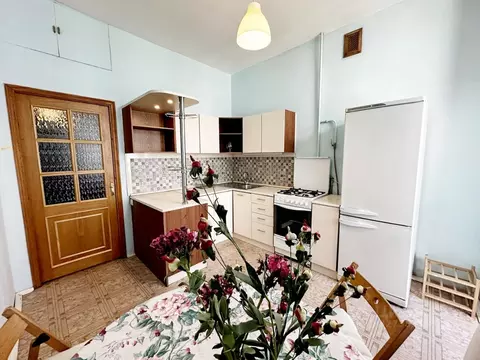 2-к кв. Москва Варшавское ш., 2 (65.0 м)