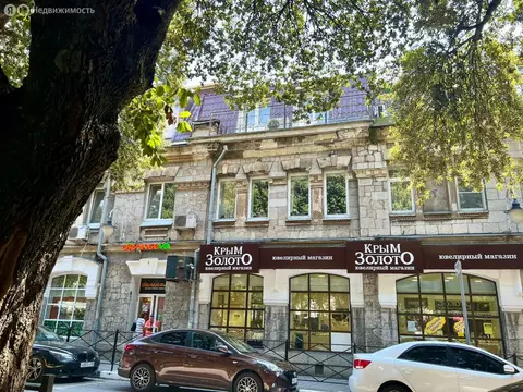 4-комнатная квартира: Ялта, улица К. Маркса, 4/2 (119.4 м)