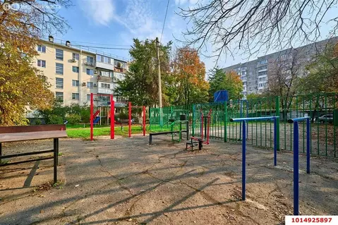 3-комнатная квартира: Краснодар, Ставропольская улица, 214 (56 м)