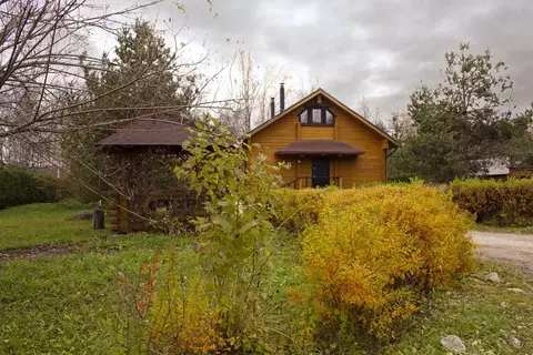 Дом в Ленинградская область, Приозерский район, Ларионовское с/пос, ...