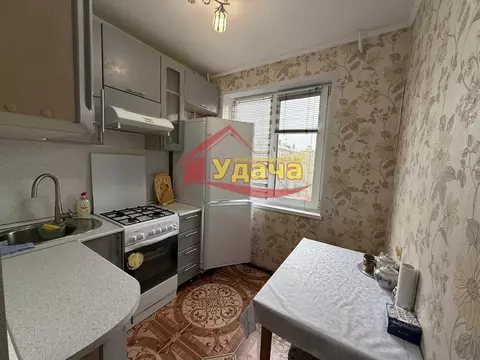 2-к кв. Оренбургская область, Орск Новый город мкр, просп. Ленина, 14 ...