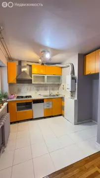 3-комнатная квартира: Сыктывкар, Октябрьский проспект, 47 (61.6 м)