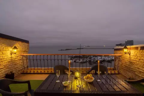 4-к кв. Приморский край, Владивосток ул. Станюковича, 48/7 (240.0 м)