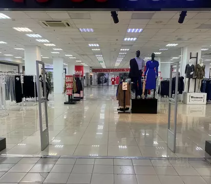 Торговая площадь в Пермский край, Пермь ул. Революции, 60/1 (926 м)