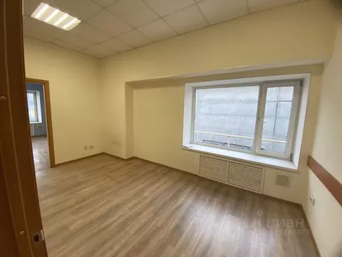 Офис в Свердловская область, Екатеринбург ул. Фронтовых Бригад, 15к28 ...