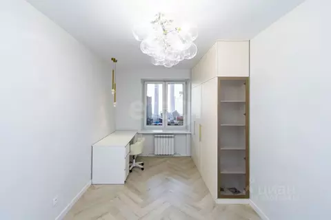 2-к кв. Тюменская область, Тюмень Орловская ул., 52 (68.5 м)