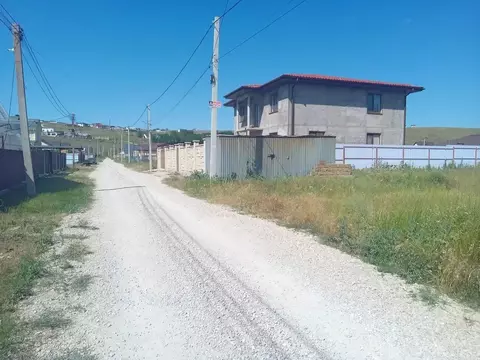 Участок в Крым, Симферопольский район, Добровское с/пос, с. Пионерское ...