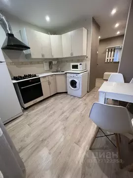 2-к кв. Ханты-Мансийский АО, Урай 3-й мкр, 16 (39.9 м)