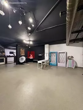 Помещение свободного назначения (550 м)