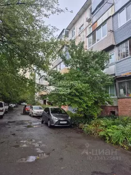 2-к кв. Приморский край, Владивосток Хабаровская ул., 8 (43.7 м)