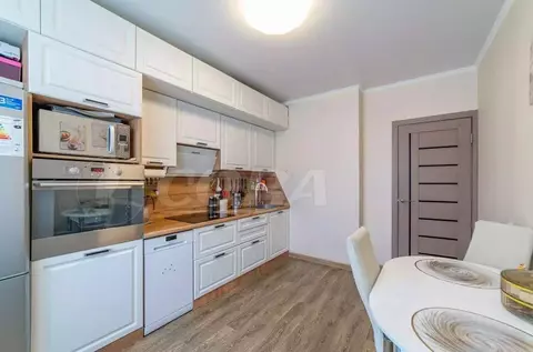 2-к кв. Тюменская область, Тюмень Антипино мкр, ул. Беловежская, 7к2 ...