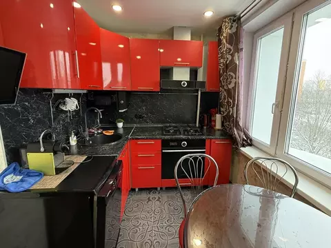 2-к кв. Москва Болотниковская ул., 33к1А (45.0 м)