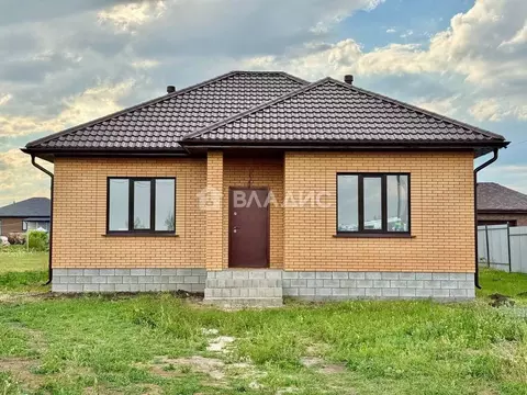 Дом в Белгородская область, Корочанский район, Мелиховское с/пос, с. ...