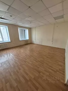 Помещение свободного назначения в Саха (Якутия), Якутск ул. Кирова, 28 ...