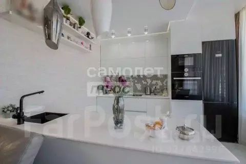 3-к кв. Приморский край, Владивосток ул. Черняховского, 9 (90.0 м)