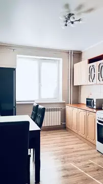 1-к кв. Самарская область, Тольятти бул. 50 лет Октября, 73а (45.8 м)