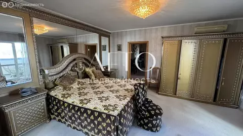 3-комнатная квартира: Сочи, улица Яна Фабрициуса, 2/9 (180 м)