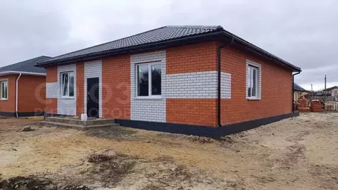 Дом в Волгоградская область, Среднеахтубинский район, Фрунзенское ...