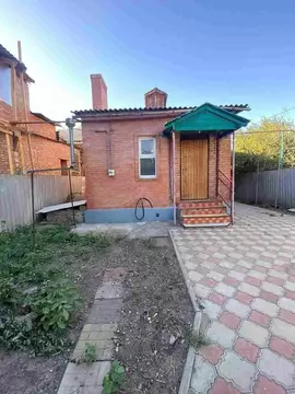 Дом в Ростовская область, Ростов-на-Дону пос. Орджоникидзе, ул. Тихого ...