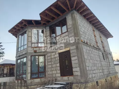 Дом в Иркутская область, Иркутский муниципальный округ, Маркова рп, ...