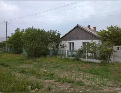 Дом в Крым, Ленинский район, с. Калиновка ул. Молодежная (80 м)