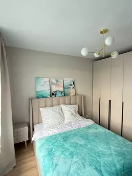 3-к кв. Москва Новоостаповская ул., 7к1 (57.5 м)