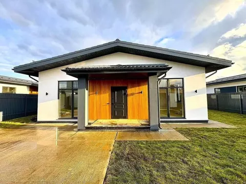 Дом в Краснодарский край, Сочи городской округ, Дагомыс пгт ул. ...