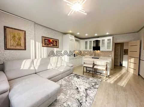 2-к кв. Красноярский край, Красноярск ул. Петра Ломако, 8 (60.0 м)