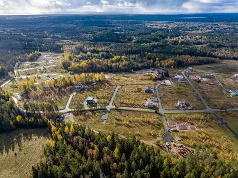 Участок в Ленинградская область, Выборгский район, Первомайское с/пос, ...