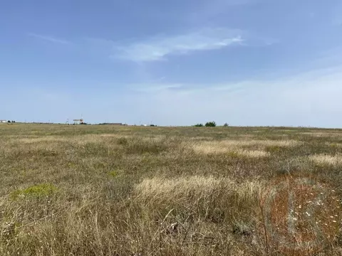 Участок в Крым, Сакский район, Суворовское с/пос, с. Каменоломня ул. ...